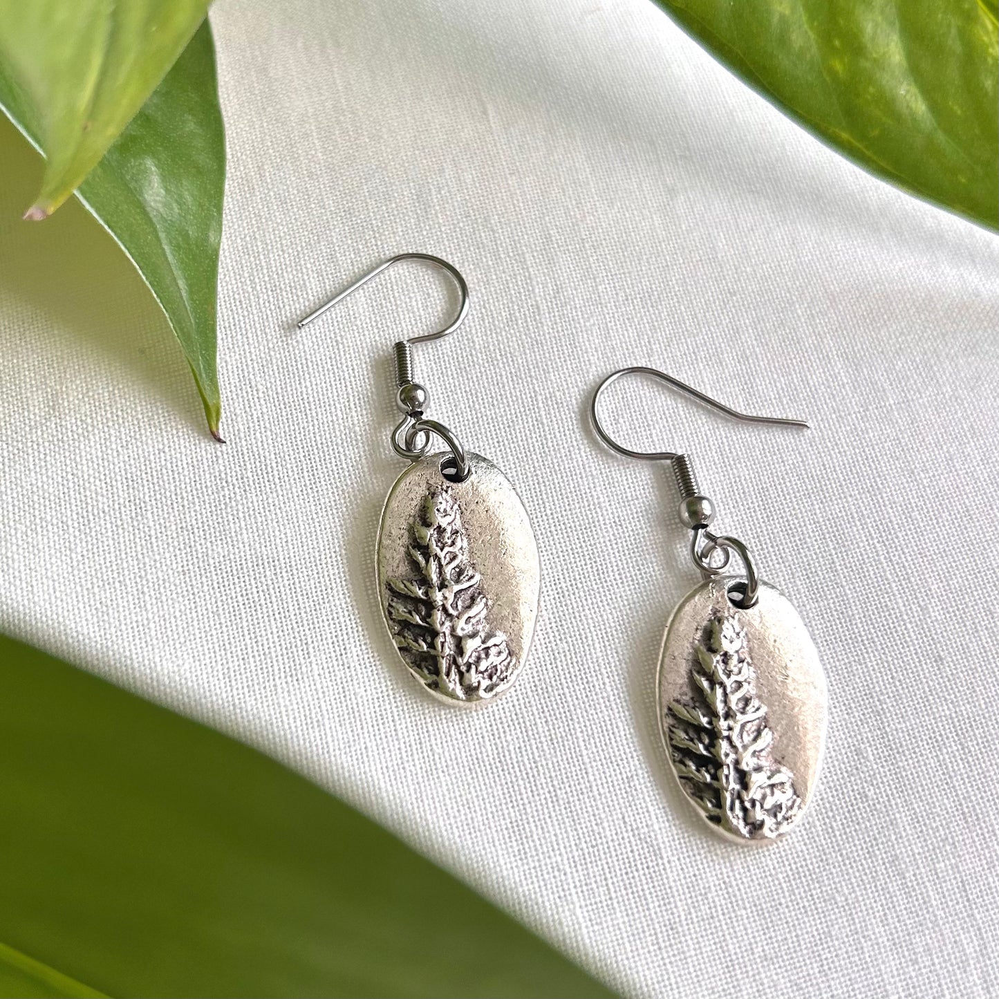 Silver Tree 🌲 Earrings