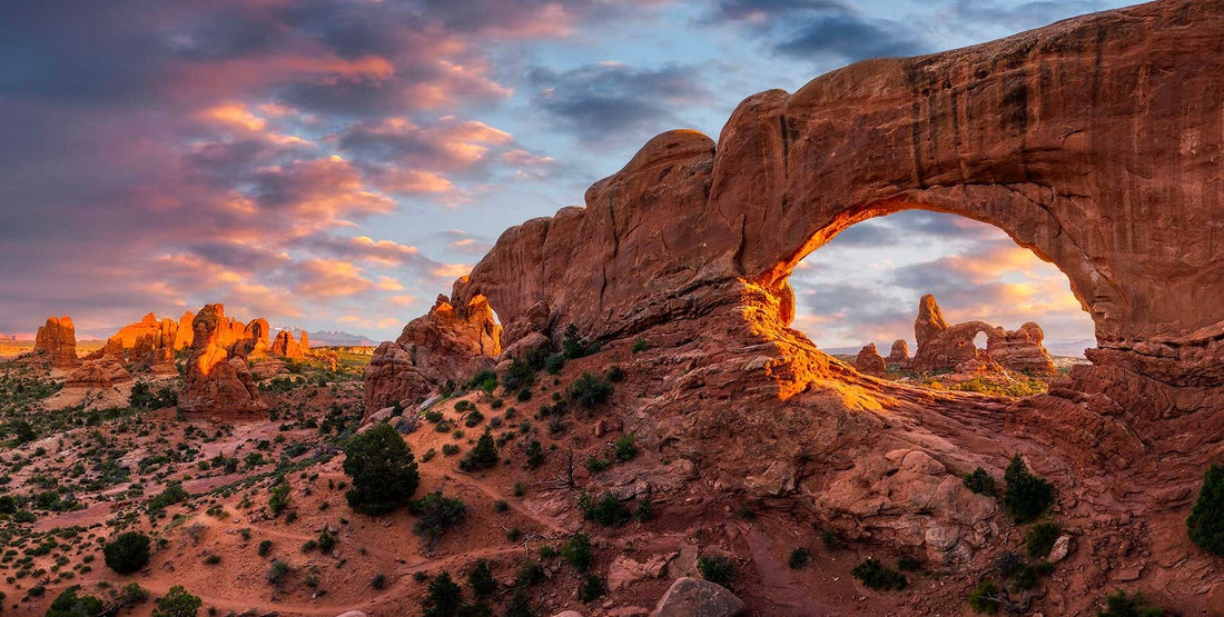🏜️🌵The Arches☀️ At Peace in the National Parks Yoga Series