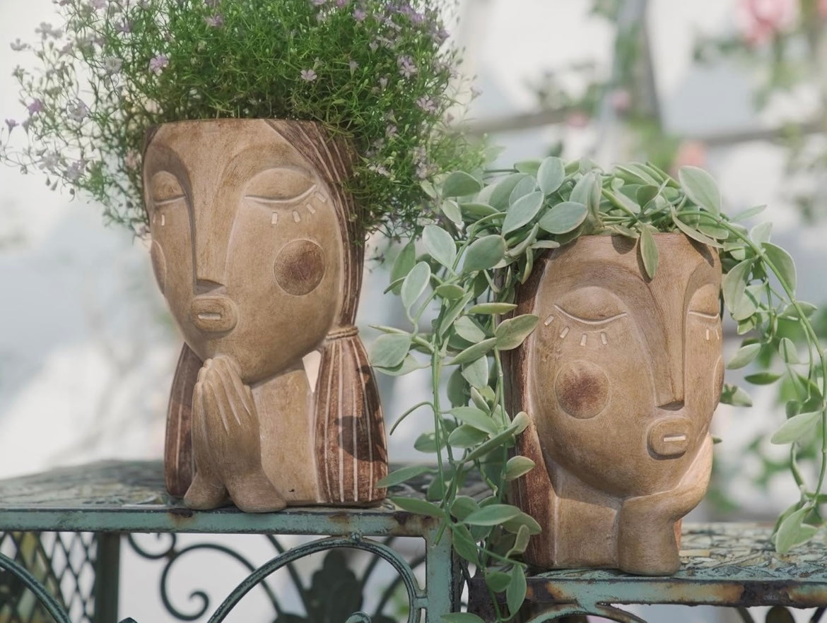 Anjali Mudra Planter